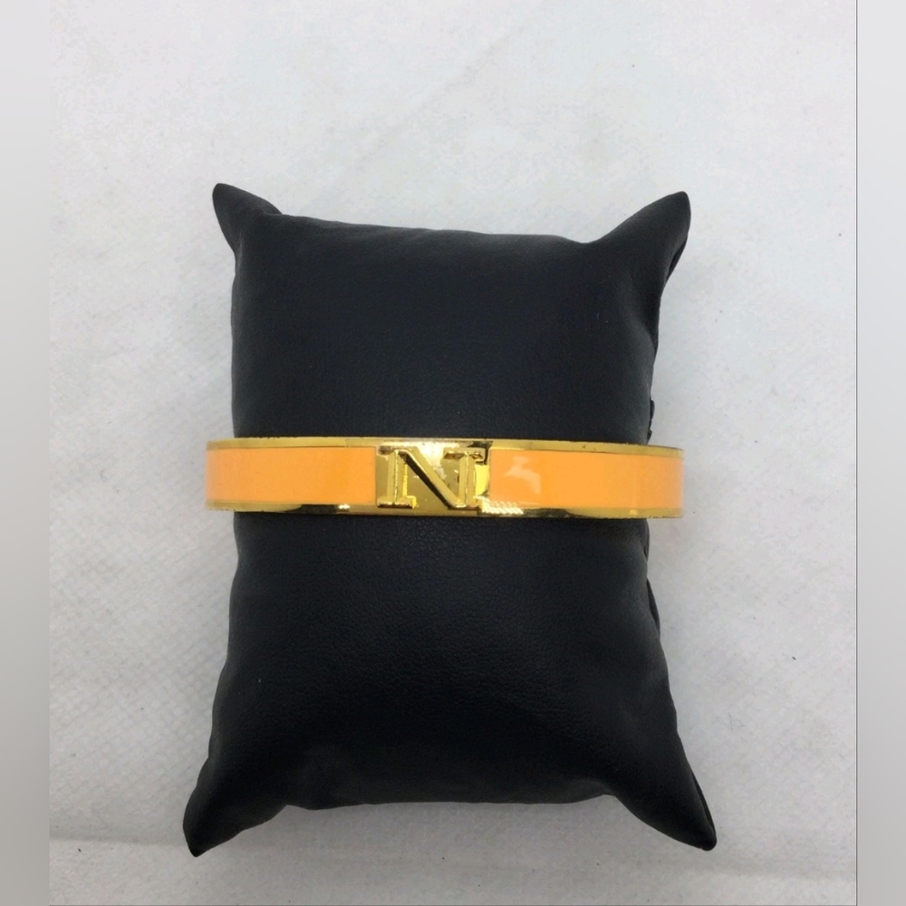 C. Wonder Orange Enamel Initial "N" Cuff Bracelet – Goldtone – NWOT – 5.75"